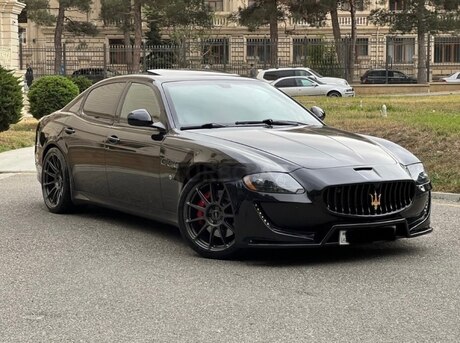 Maserati Quattroporte