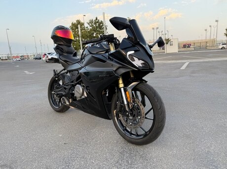 CFMOTO 250 SR