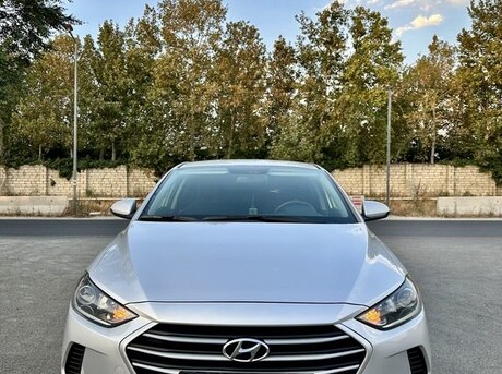 Hyundai Elantra 2018