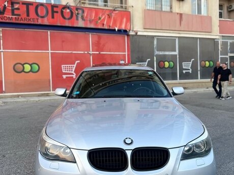 BMW 530 2004