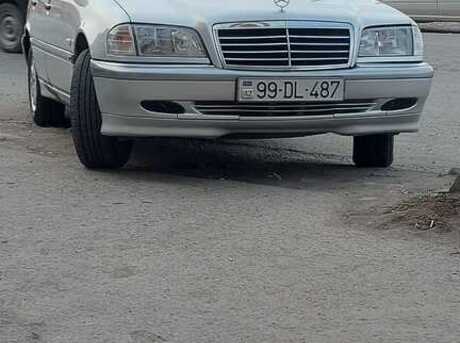 Mercedes C 180