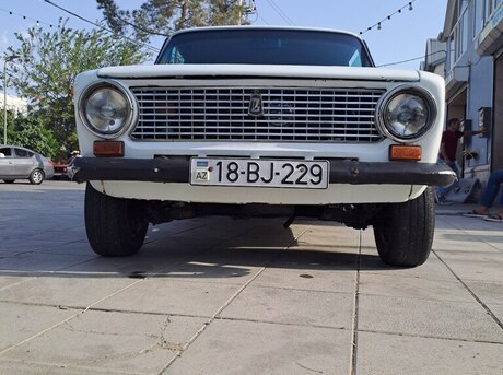LADA (VAZ) 21011 1980
