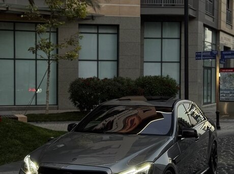 Mercedes E 350