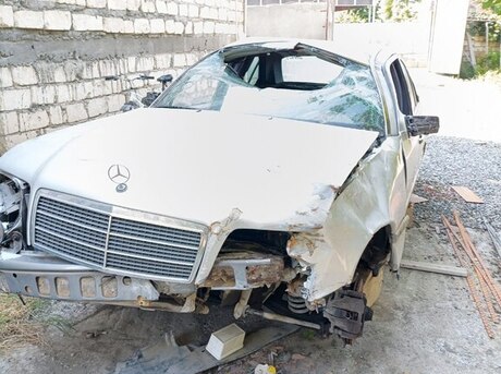 Mercedes C 200