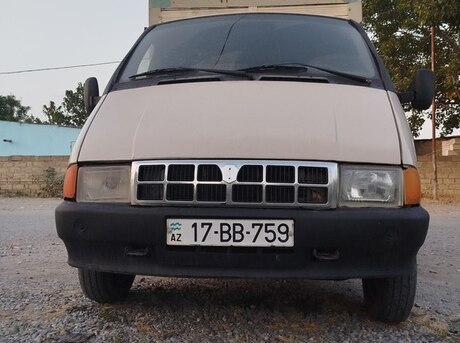 GAZ  2001