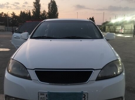 Daewoo Gentra 2014