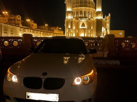 BMW 528
