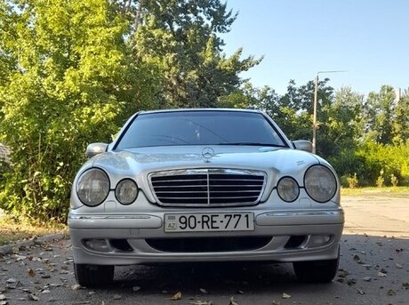 Mercedes E 270 2001