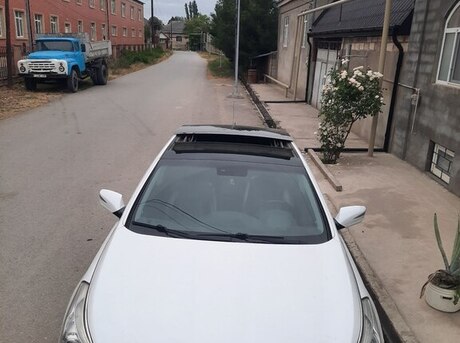 Hyundai Azera 2012
