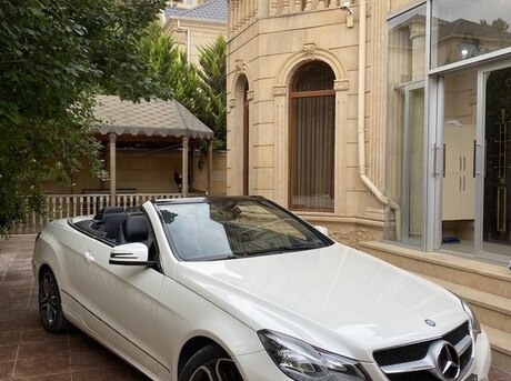 Mercedes E 200