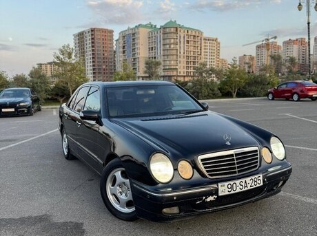 Mercedes E 270 2001