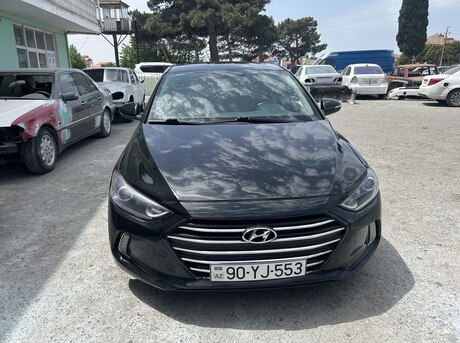 Hyundai Elantra 2018