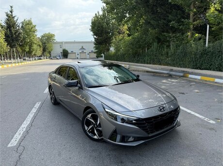 Hyundai Elantra 2021