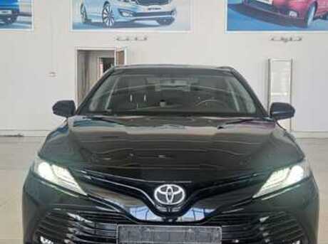 Toyota Camry 2019