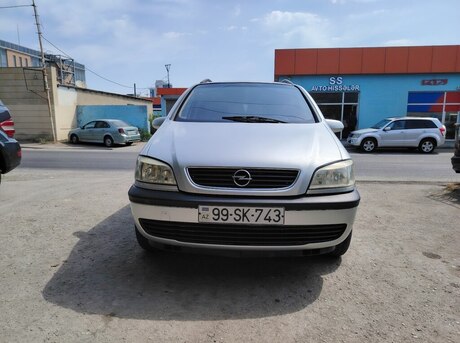 Opel Zafira
