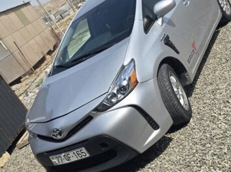 Toyota Prius 2015