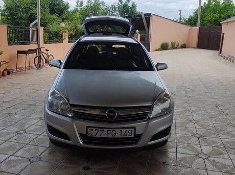 Opel Astra 2008