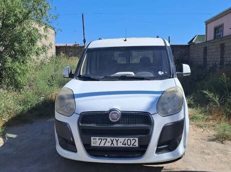 Fiat Doblo 2012