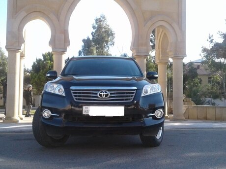 Toyota RAV4 2011