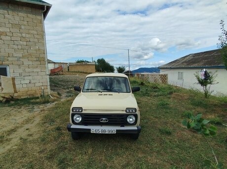LADA (VAZ) Niva 1997
