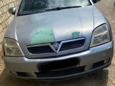 Opel Signum 2005