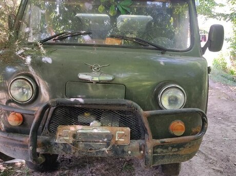 UAZ 3303 1986