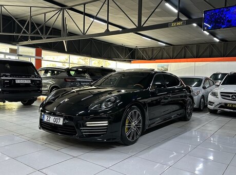 Porsche Panamera Turbo S