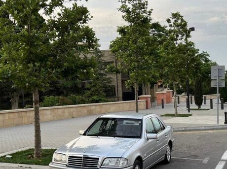 Mercedes C 200 1998