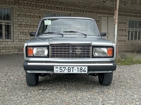 LADA (VAZ) 2107
