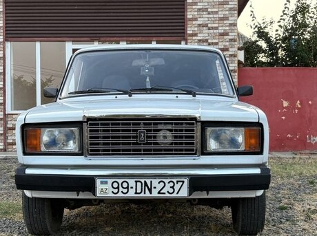 LADA (VAZ) 2107