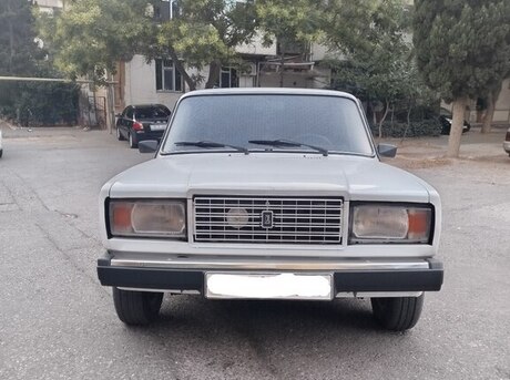 LADA (VAZ) 2107