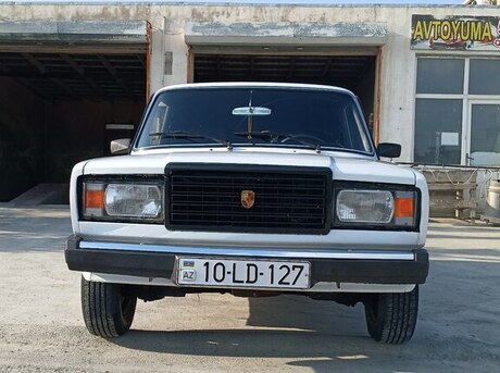 LADA (VAZ) 2107
