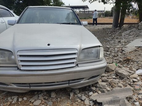 Mercedes C 180 1993