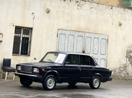 LADA (VAZ) 2107