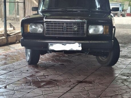 LADA (VAZ) 2107 2010