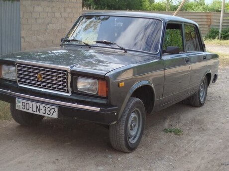 LADA (VAZ) 2107