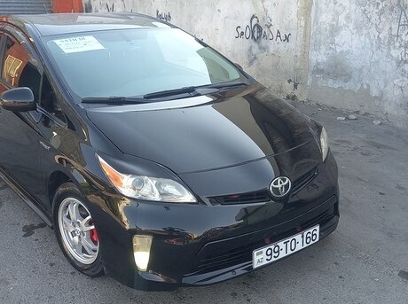 Toyota Prius 2015