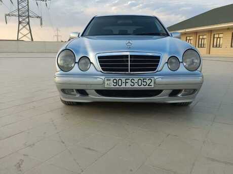 Mercedes E 220 d 2001