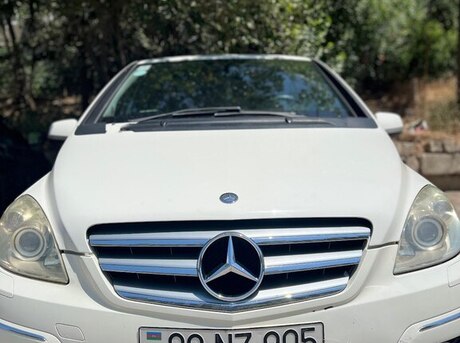 Mercedes B 180 2009