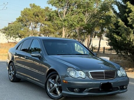 Mercedes C 230