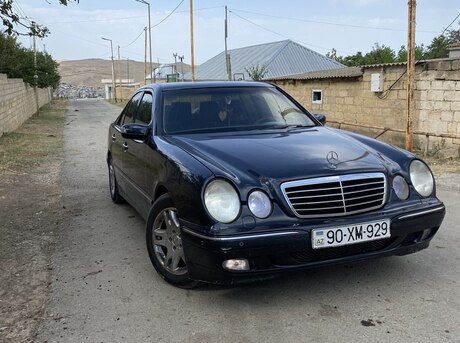 Mercedes E 240 2000
