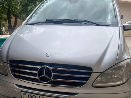 Mercedes Viano 2007