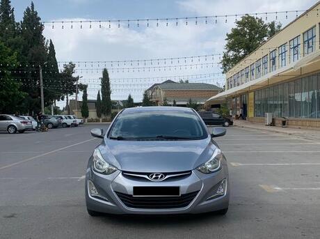 Hyundai Elantra 2015
