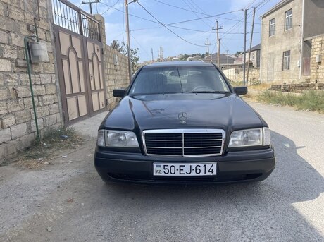 Mercedes C 180