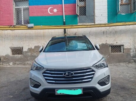 Hyundai Grand Santa Fe