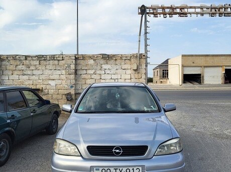 Opel Astra 2000