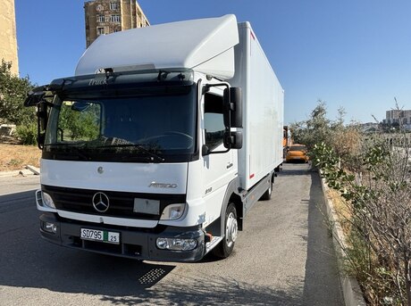 Mercedes Atego 818 2010
