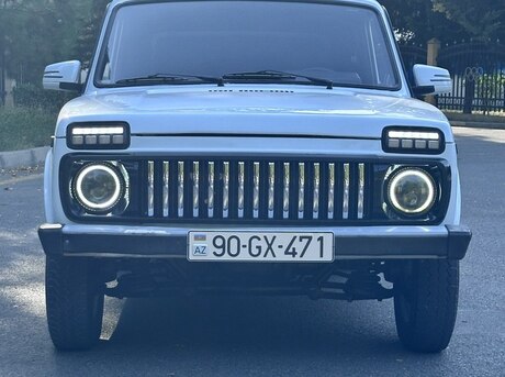 LADA (VAZ) Niva 2009