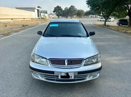 Nissan Sunny