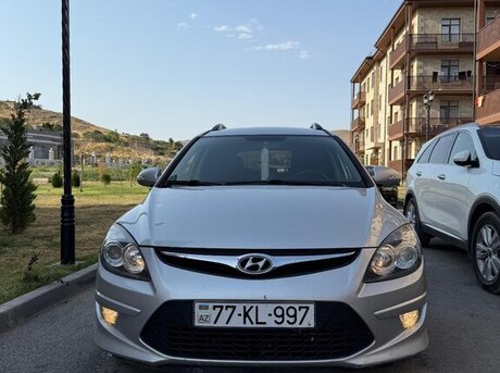 Hyundai i30 2012